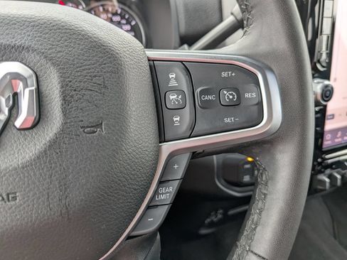 Used 2025 RAM 2500 Big Horn AWD/4WD image 25
