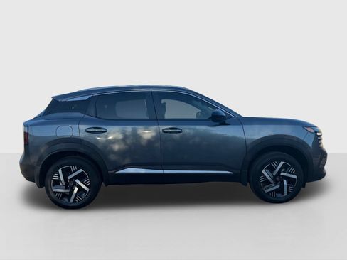 New 2026 Nissan Kicks SV FWD image 7
