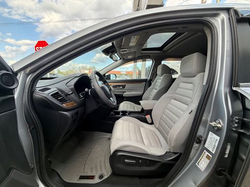 Used 2017 Honda CR-V EX image 10