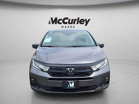 Used 2025 Honda Odyssey EX-L image 2