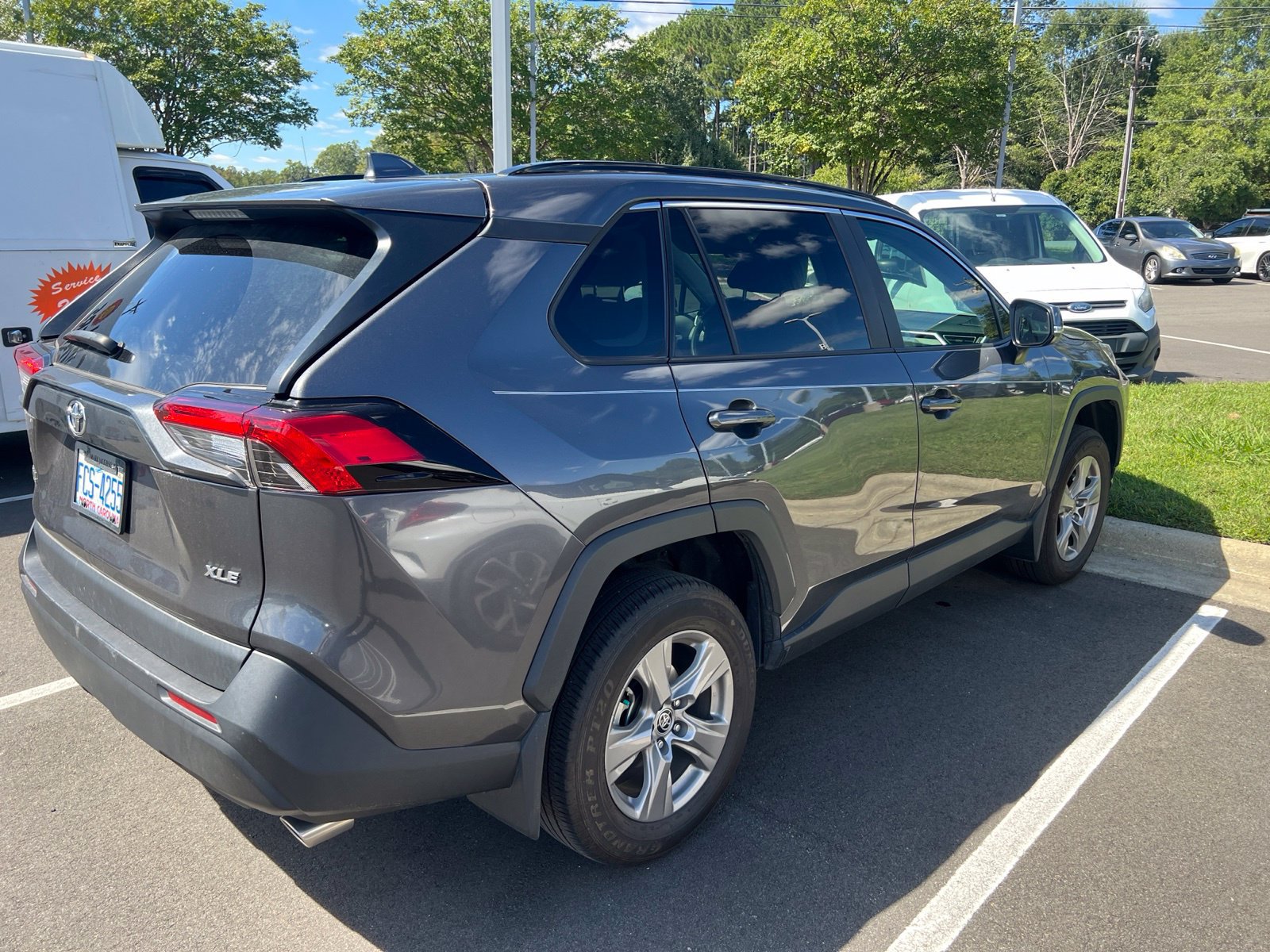 Used 2023 Toyota RAV4 XLE FWD image 21