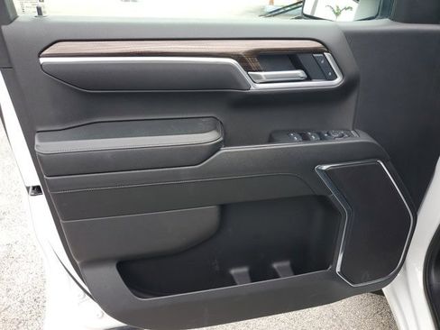 Used 2025 Chevrolet Silverado 1500 LT image 21