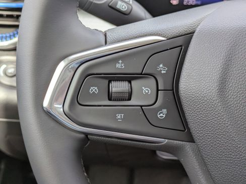 New 2025 Chevrolet Trax LT w/ Driver Confidence Package image 15