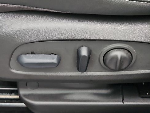 Certified 2023 Buick Encore GX Preferred w/ Cold Weather Comfort Package image 26