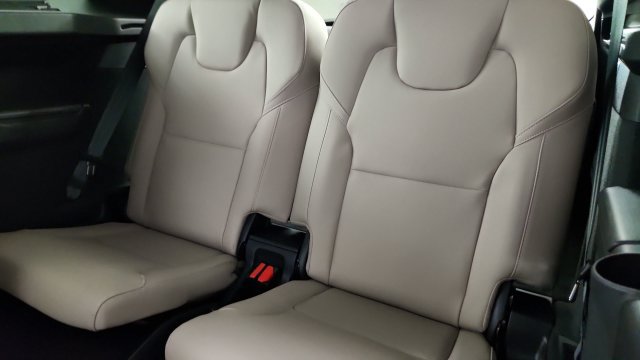 New 2026 Volvo XC90 T8 Plus w/ Protection Package Premier AWD/4WD image 33