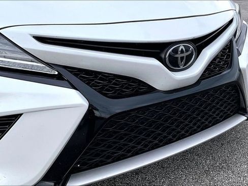 Used 2020 Toyota Camry XSE image 28