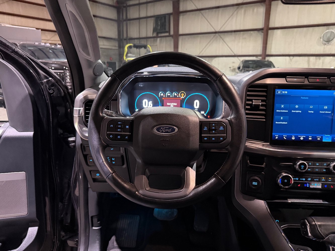 Used 2023 Ford F150 Lariat RWD image 30