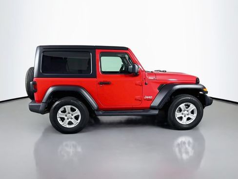 Used 2020 Jeep Wrangler Sport AWD/4WD image 4