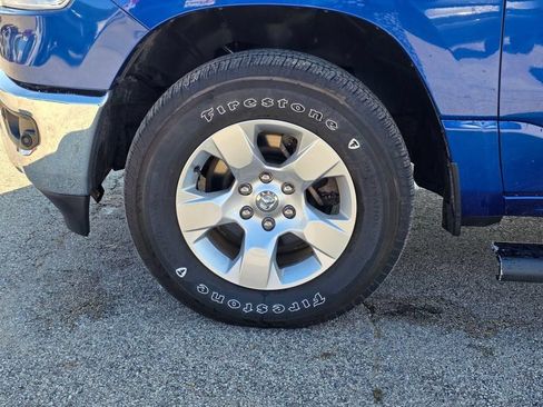 Used 2019 RAM 1500 Big Horn AWD/4WD image 12