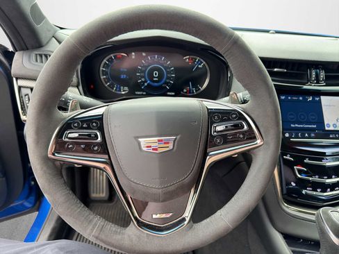 Used 2018 Cadillac CTS V w/ Carbon Fiber Package RWD image 10