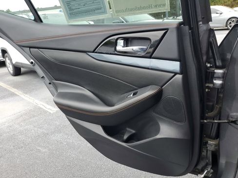 Used 2023 Nissan Maxima SR w/ Sport Mat Group FWD image 15