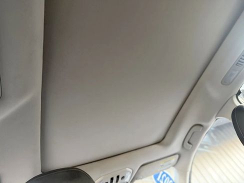 Used 2021 Subaru Ascent Limited w/ Technology Package image 21