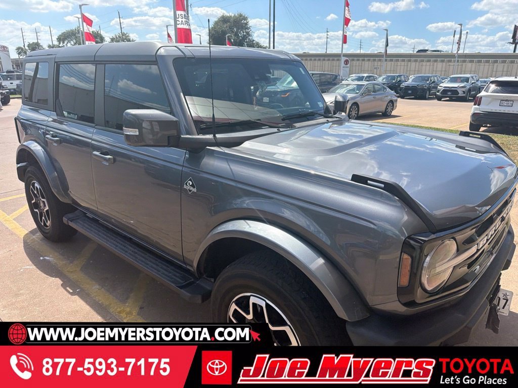 Used 2024 Ford Bronco Outer Banks AWD/4WD image 1