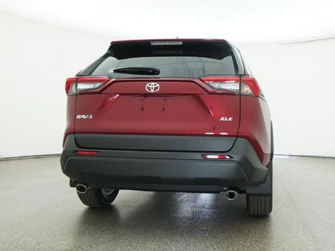 New 2025 Toyota RAV4 XLE image 31