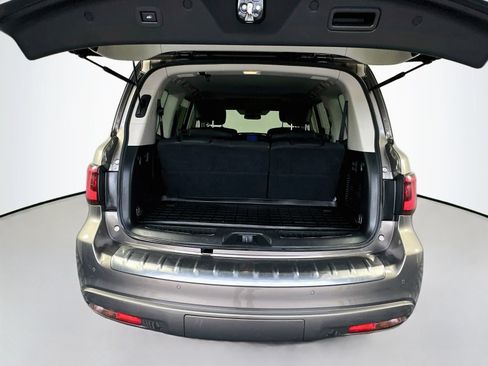 Used 2018 INFINITI QX80 2WD w/ Driver Assistance Package image 24
