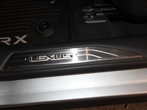 Used 2024 Lexus RX 350 Premium Plus w/ Convenience Package image 7