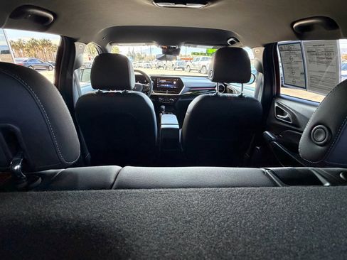 Used 2024 Chevrolet Trax RS w/ Driver Confidence Package image 23