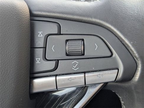 Used 2022 Cadillac XT6 Premium Luxury w/ Technology Package image 30