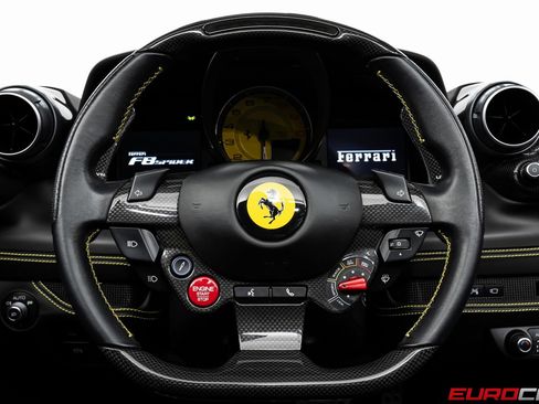 Used 2022 Ferrari F8 Tributo image 33