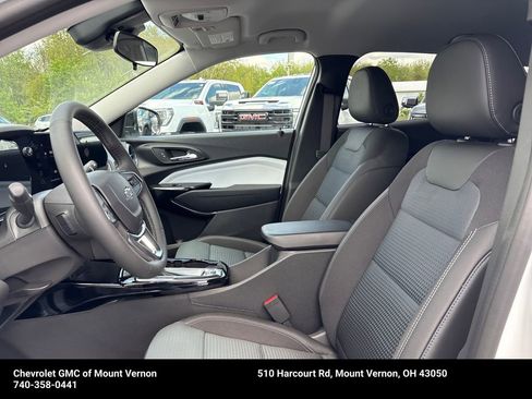 New 2026 Chevrolet Trax LT w/ Driver Confidence Package FWD image 10