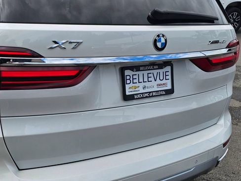 Used 2022 BMW X7 xDrive40i w/ Premium Package AWD/4WD image 15