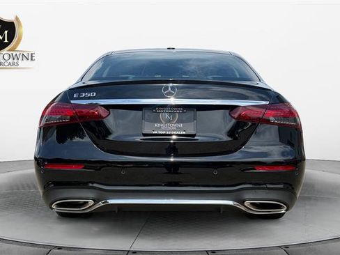 Used 2022 Mercedes-Benz E 350 Sedan w/ Driver Assistance Package image 4