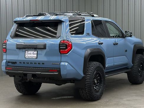 Used 2026 Toyota 4Runner TRD Off-Road Premium AWD/4WD image 5