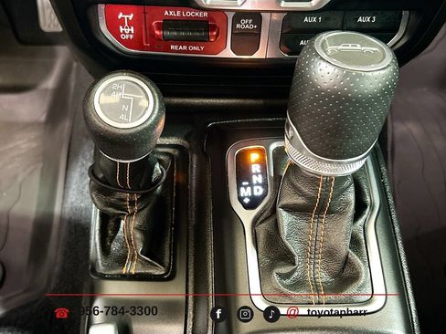 Used 2023 Jeep Gladiator Mojave w/ LED Lighting Group AWD/4WD image 16