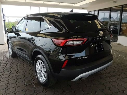 Used 2024 Ford Escape Active AWD/4WD image 10