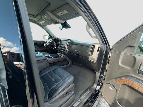 Used 2018 GMC Sierra 1500 Denali w/ Denali Ultimate Package image 29