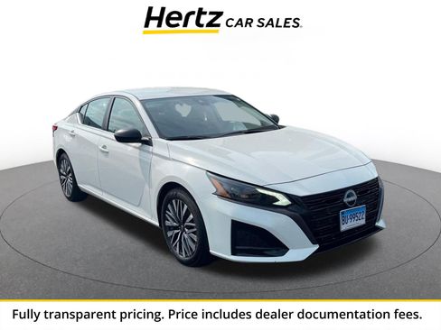 Used 2026 Nissan Altima 2.5 SV FWD image 1