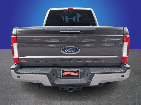 Used 2019 Ford F250 Lariat w/ Lariat Ultimate Package AWD/4WD image 5