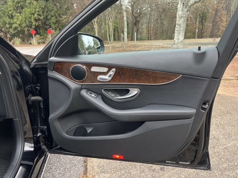 Used 2017 Mercedes-Benz C 300 Sedan image 30