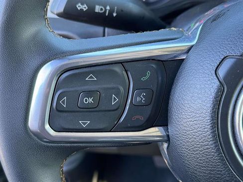 Used 2024 Jeep Wrangler Unlimited Sahara image 16