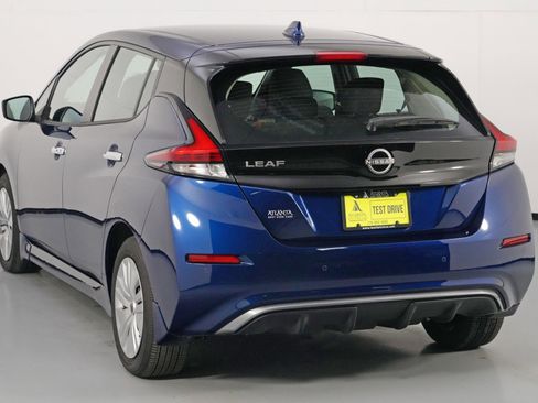 Used 2025 Nissan Leaf S image 44