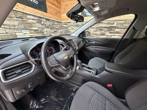 Used 2023 Chevrolet Equinox LT AWD/4WD image 10