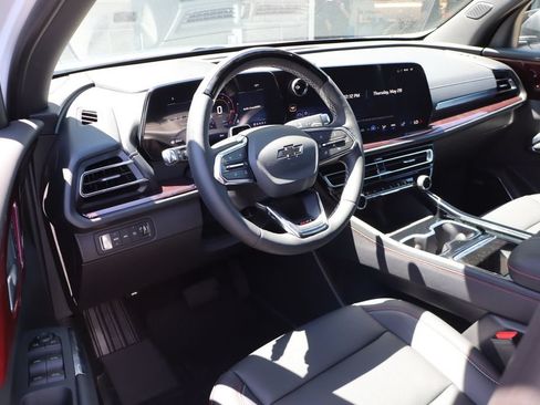 New 2026 Chevrolet Traverse Z71 w/ Enhanced Driving Package AWD/4WD image 14