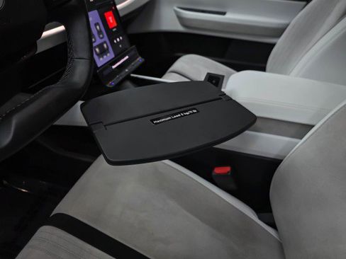 Used 2023 Fisker Ocean Extreme AWD/4WD image 18