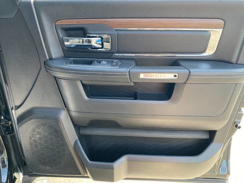 Used 2016 RAM 1500 Laramie image 31