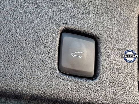 Used 2022 Ford Escape SE w/ SE Sport Appearance Package AWD/4WD image 29