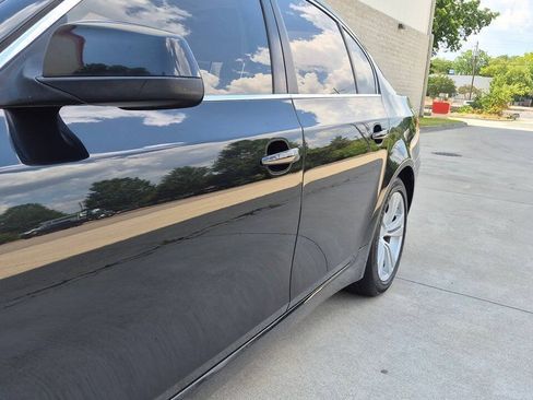 Used 2010 BMW 528i Sedan RWD image 13