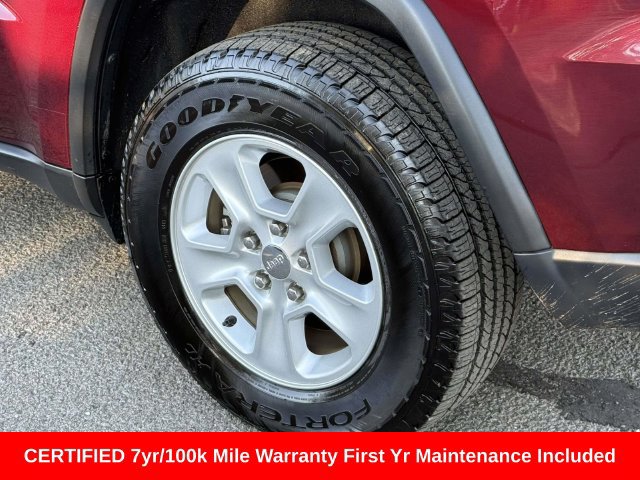 Used 2017 Jeep Grand Cherokee Laredo w/ Quick Order Package 23E AWD/4WD image 10