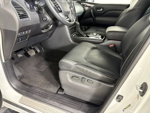 Used 2023 INFINITI QX80 Luxe w/ Cargo Package image 11