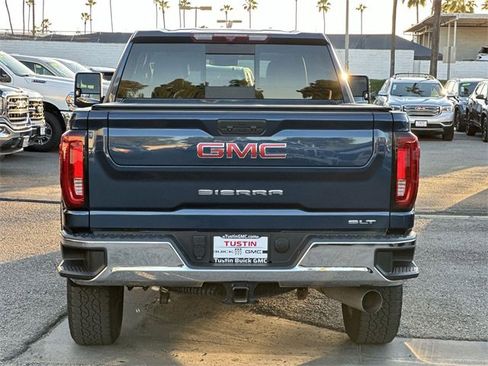 Used 2023 GMC Sierra 2500 SLT w/ SLT Convenience Package image 5