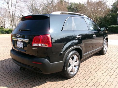 Used 2012 Kia Sorento EX w/ EX V6 Premium Pkg image 5