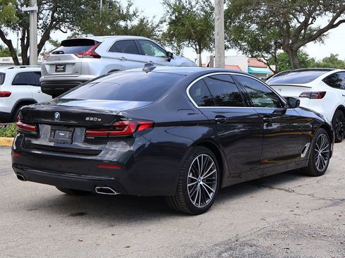 Used 2023 BMW 530e w/ Premium Package image 11