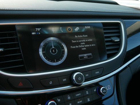 Used 2019 Buick LaCrosse Essence FWD image 24
