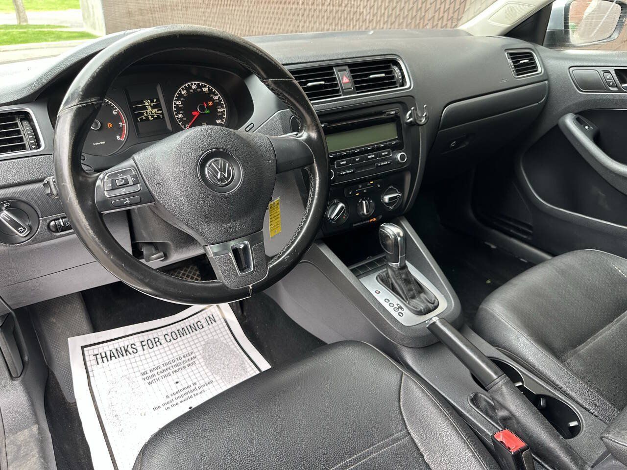 Used 2011 Volkswagen Jetta SE FWD image 10