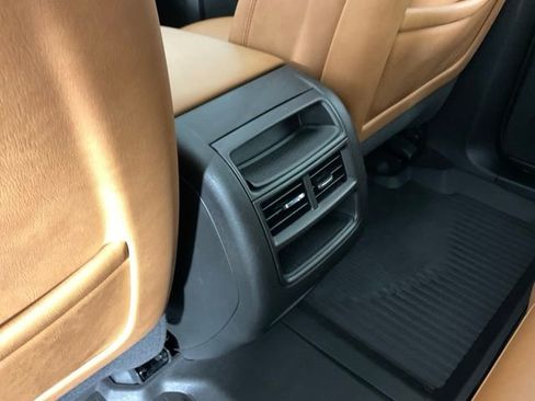 Used 2020 Cadillac XT5 Premium Luxury w/ LPO, Floor Liner Package image 18