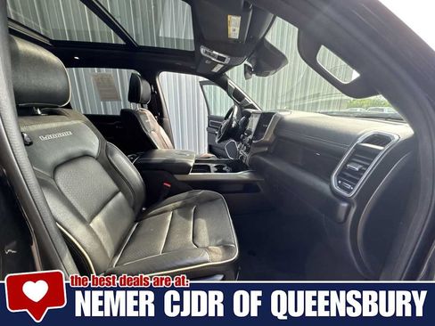 Used 2022 RAM 1500 Laramie AWD/4WD image 25